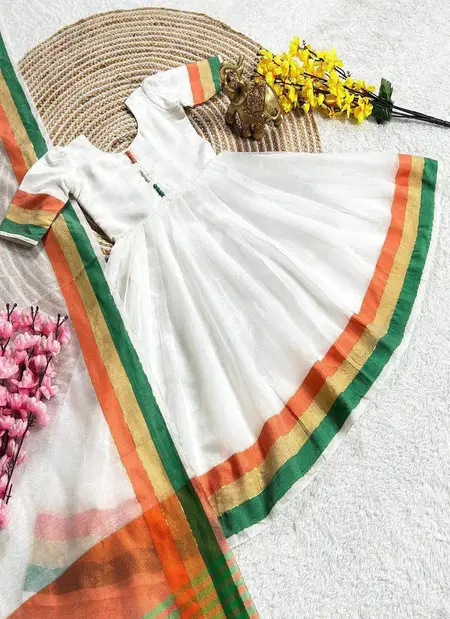 Ajd 8118 Republic Day Special Kids Wear Gown Wholesale Market In Surat